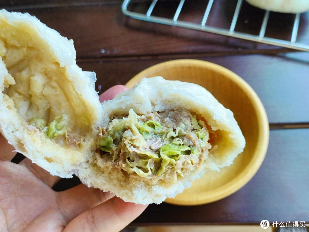 秋天，这菜维C比苹果都高，做包子多1步，一口气吃4个